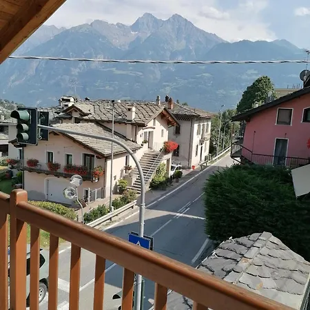 Tra Montagna E Citta - Aosta
