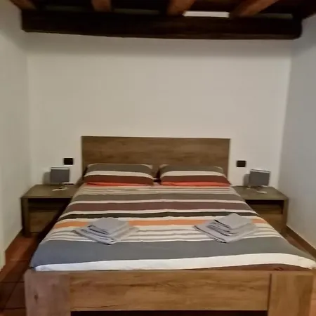 Tra Montagna E Citta -