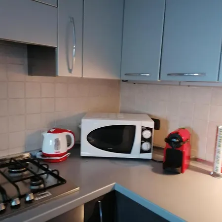 Tra Montagna E Citta - *